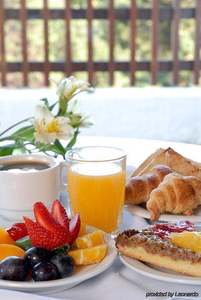 Hotel Marbella Resort Майтенкило Ресторант снимка